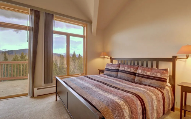photo 5 of Prospector Point E 4br 3.5ba 4 Bedroom Townhouse by RedAwning