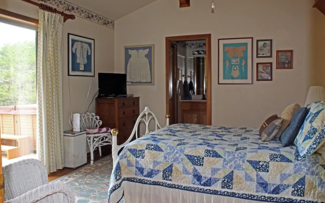 photo 3 of Prow'd House Bed & Breakfast