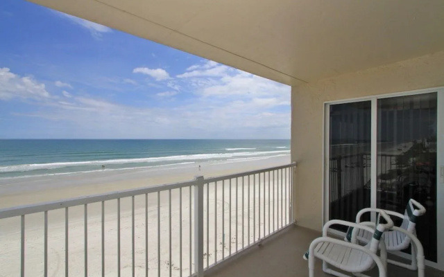 photo 5 of PT501 Ponce de Leon Towers by RedAwning