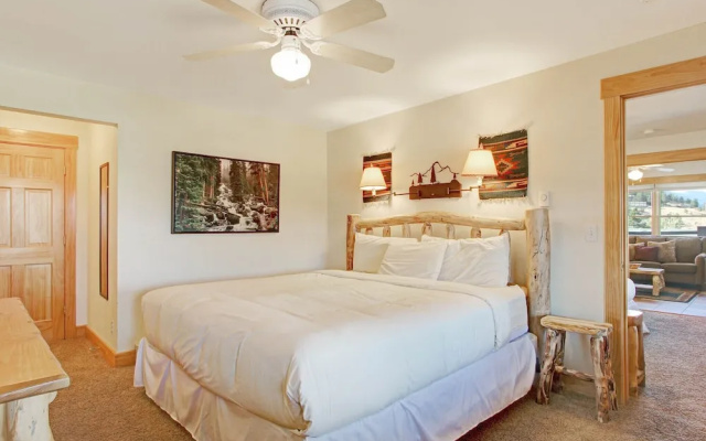 photo 4 of Ptarmigan Mountain 202 3 Bedroom Condo by RedAwning