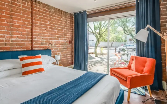 photo 2 of Quaint 2BR Near Downtown by WanderJaunt