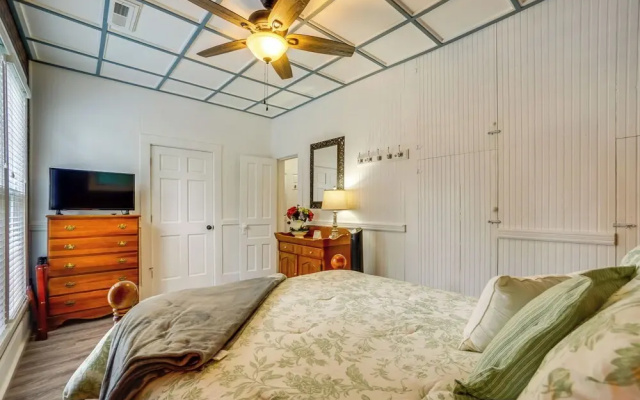 photo 3 of Quaint Mt Vernon Cottage Near Historic Dtwn!