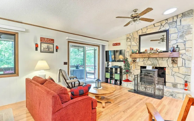 photo 2 of Quaint Murphy Cabin in Serene Wooded Setting!