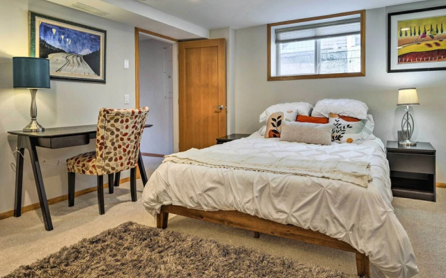 photo 2 of Quaint Seattle Apt ~ 1 Mi to UW Campus!, Seattle