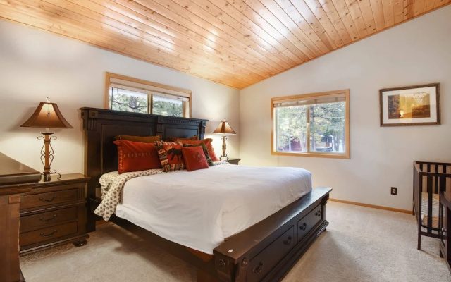 photo 5 of Quaking Cabin Gas BBQ & Amenities Access!