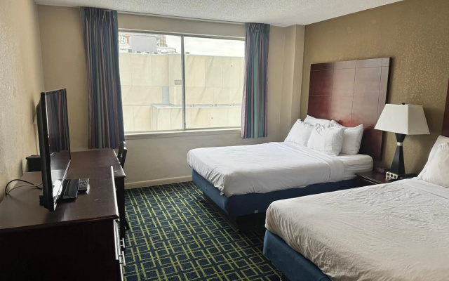 photo 3 of Barclay Hotel Atlanta Downtown