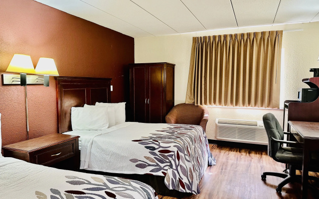 photo 4 of Red Roof Inn Hartford - Vernon