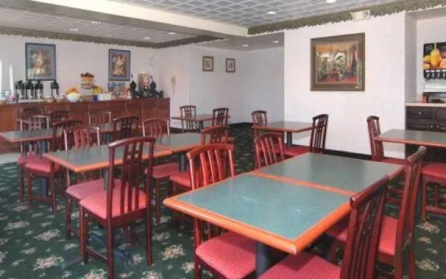photo 3 of Quality Inn & Suites