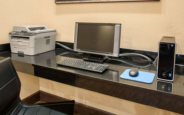 photo 3 of Quality Inn & Suites Springfield - Eugene North