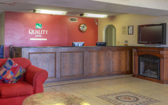 photo 2 of Quality Inn Plainview