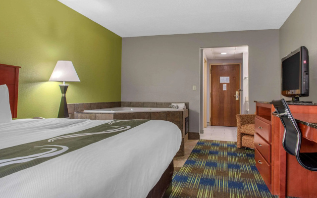 photo 3 of Quality Inn & Suites Bedford West
