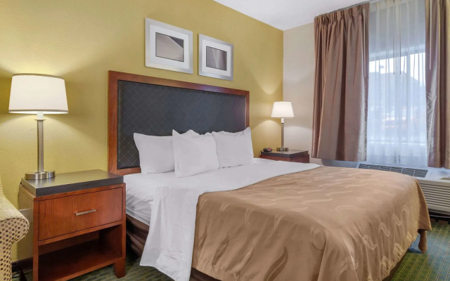 photo 5 of Spark by Hilton Lakewood Denver Southwest
