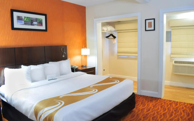 photo 3 of Quality Inn & Suites Middletown - Newport