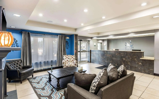 photo 2 of Holiday Inn Spartanburg Northwest by IHG