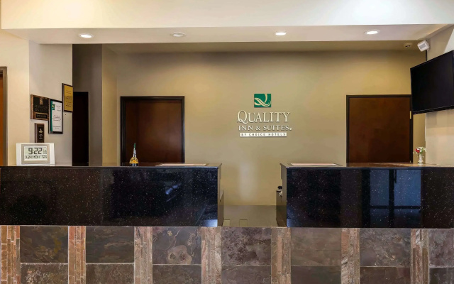 photo 2 of Quality Inn & Suites - Granbury