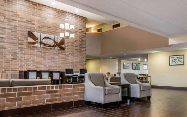 photo 2 of Quality Inn & Suites Mall of America - MSP Airport