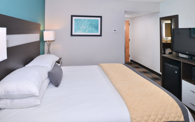 photo 4 of Wyndham Garden Greenville Airport
