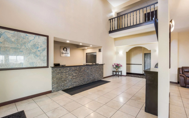photo 2 of Quality Inn & Suites Caseyville - St. Louis