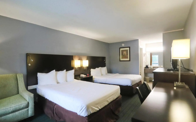 photo 4 of Greenville Inn and Suites