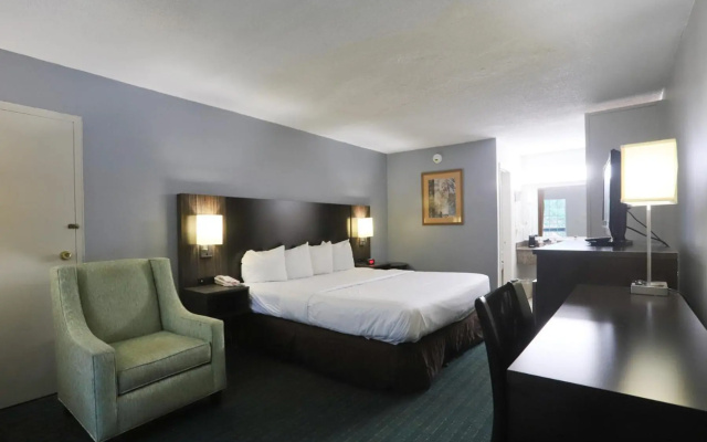photo 5 of Greenville Inn and Suites