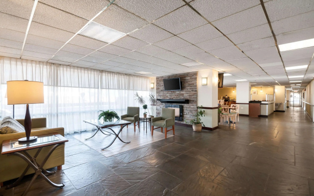 photo 2 of Best Western Plus Laurel