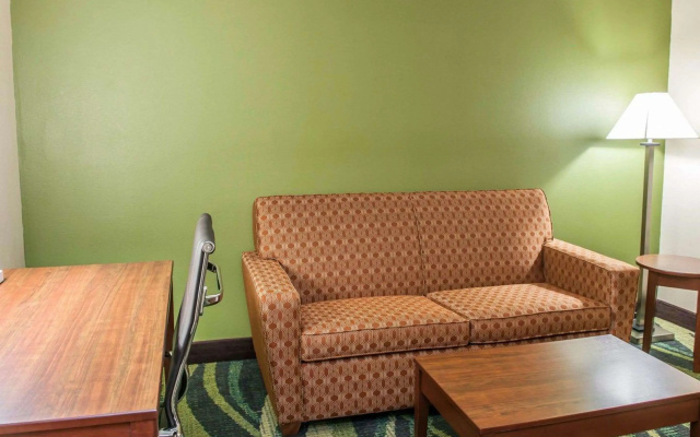 photo 3 of Quality Inn & Suites South Bend Airport