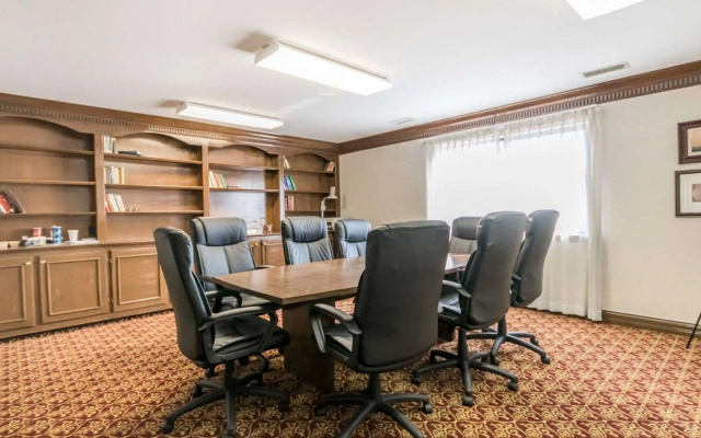 photo 5 of Quality Inn & Suites University/Airport