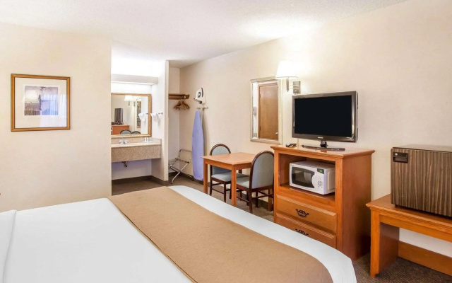 photo 4 of Quality Inn Mount Vernon