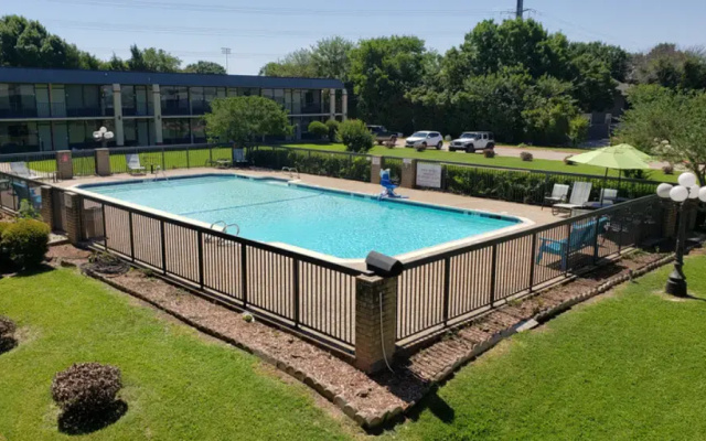 photo 4 of Red Roof Inn & Conference Center McKinney