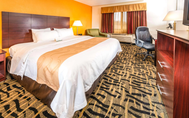 photo 3 of Quality Inn & Suites Danville East