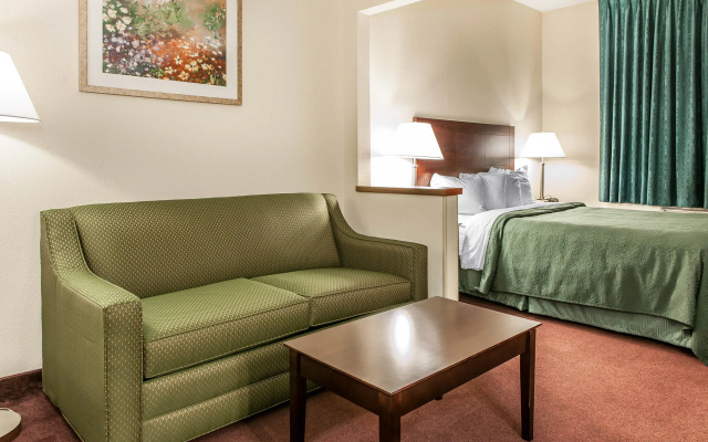 photo 5 of Quality Inn & Suites Danville East