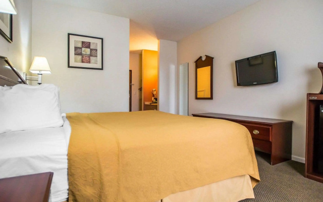 photo 4 of Quality Inn Peru near Starved Rock State Park