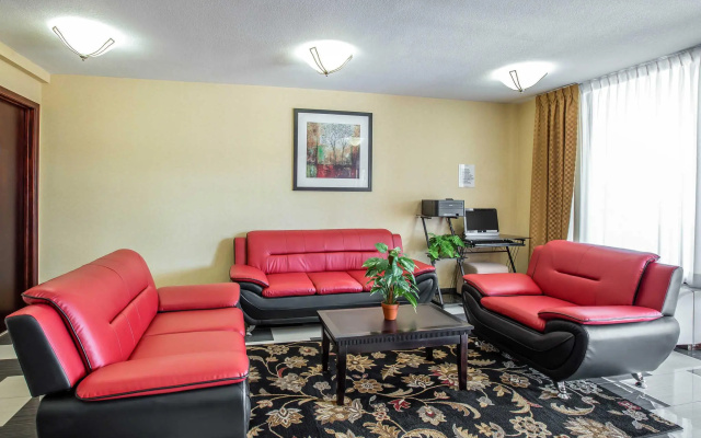 photo 2 of Quality Inn Acworth North