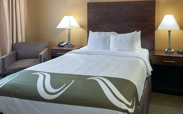 photo 3 of Quality Inn Ontario