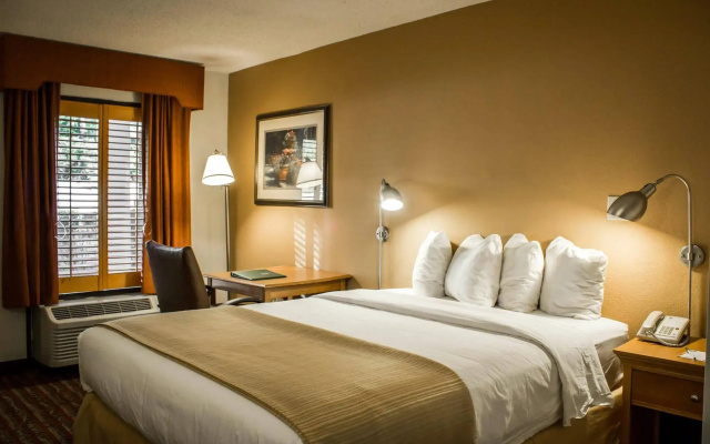 photo 3 of Quality Inn Durham - Chapel Hill
