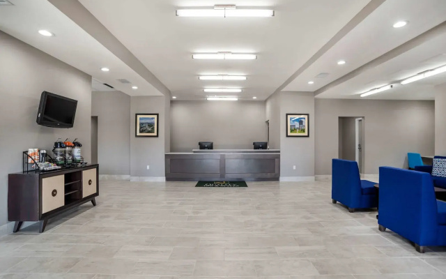 photo 2 of Quality Inn Baton Rouge East I-12