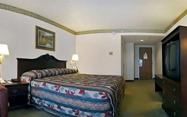 photo 2 of Quality Inn