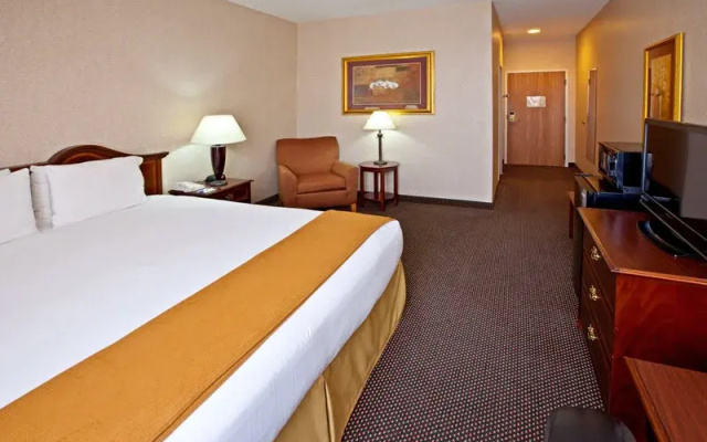 photo 4 of Quality Inn West Chester