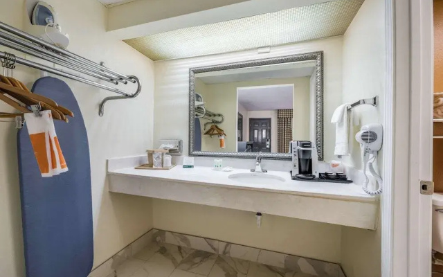 photo 4 of Quality Inn Corinth