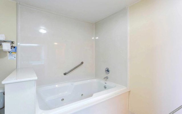 photo 4 of Quality Inn