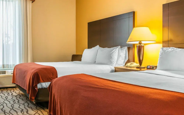 photo 4 of Quality Inn I-75 West Chester-North Cincinnati
