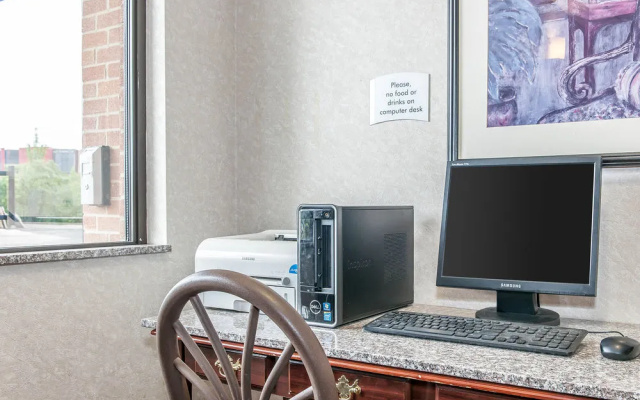 photo 5 of Quality Inn I-75 West Chester-North Cincinnati