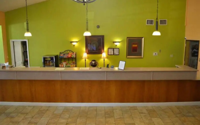 photo 2 of Quality Inn San Marcos