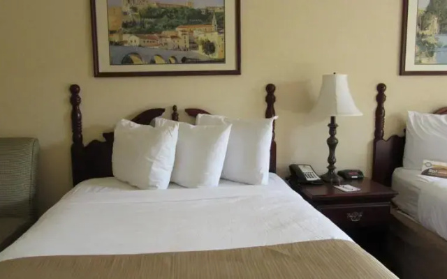 photo 4 of Quality Inn Pooler