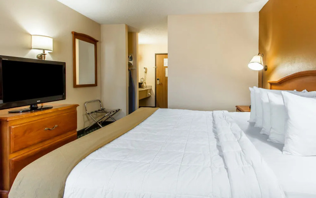 photo 5 of Quality Inn Burlington