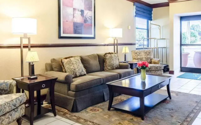 photo 3 of Quality Inn