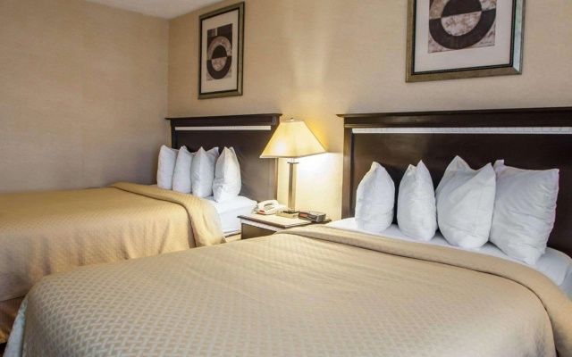 photo 4 of Quality Inn Aurora - Naperville Area