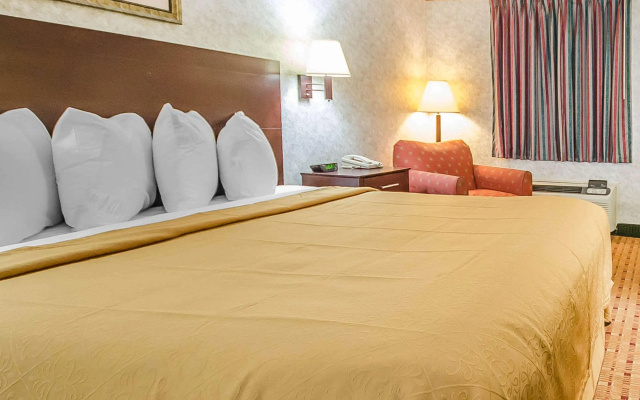 photo 2 of Quality Inn Franklin South