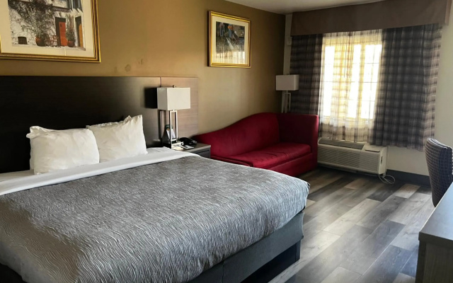 photo 3 of Quality Inn & Suites Goodyear - Phoenix West