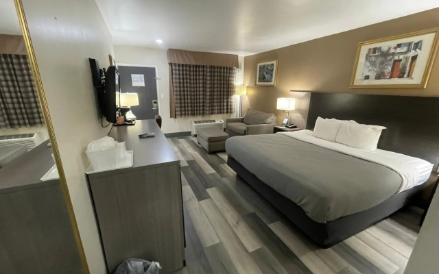 photo 5 of Quality Inn & Suites Goodyear - Phoenix West